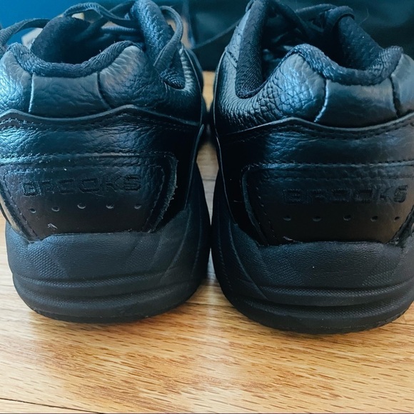 BROOKS Black Addiction Sneakers Walker Leather Wide Width 10.5 EE - Picture 5 of 8
